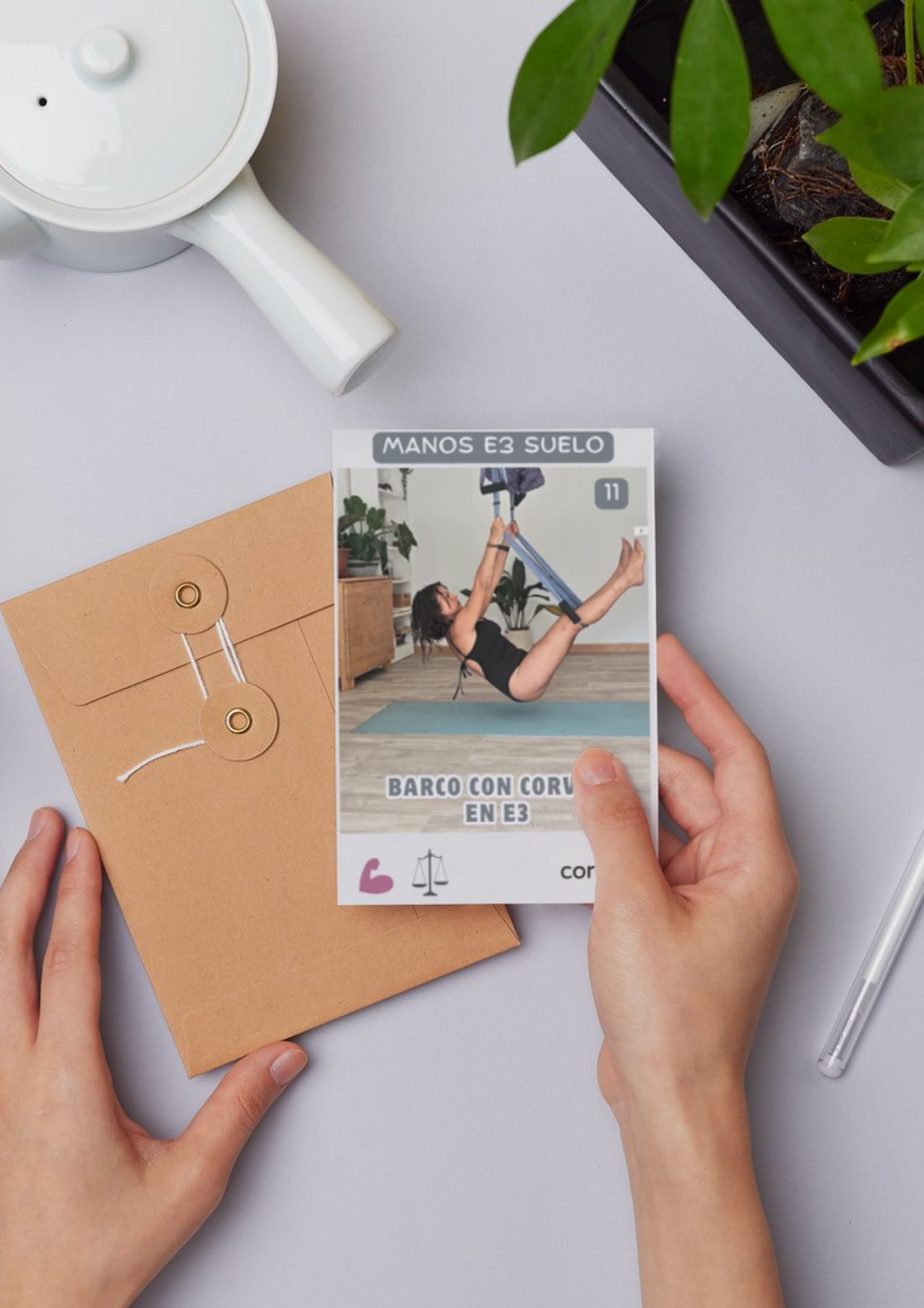 Mazo de Yoga Aéreo “Impulso Vital”: Trabajo de fuerza en suspensión – PDF Digital para Instructores y Practicantes